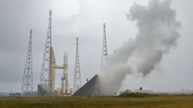 Carneaux évacuant les gaz brûlants d'Ariane 6 Carneaux évacuant les gaz brûlants d'Ariane 6