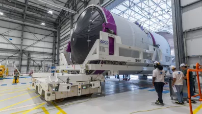 Arrivée de l'étage supérieur d'Ariane 6 dans le BAL. Arrivée de l'étage supérieur d'Ariane 6 dans le BAL.