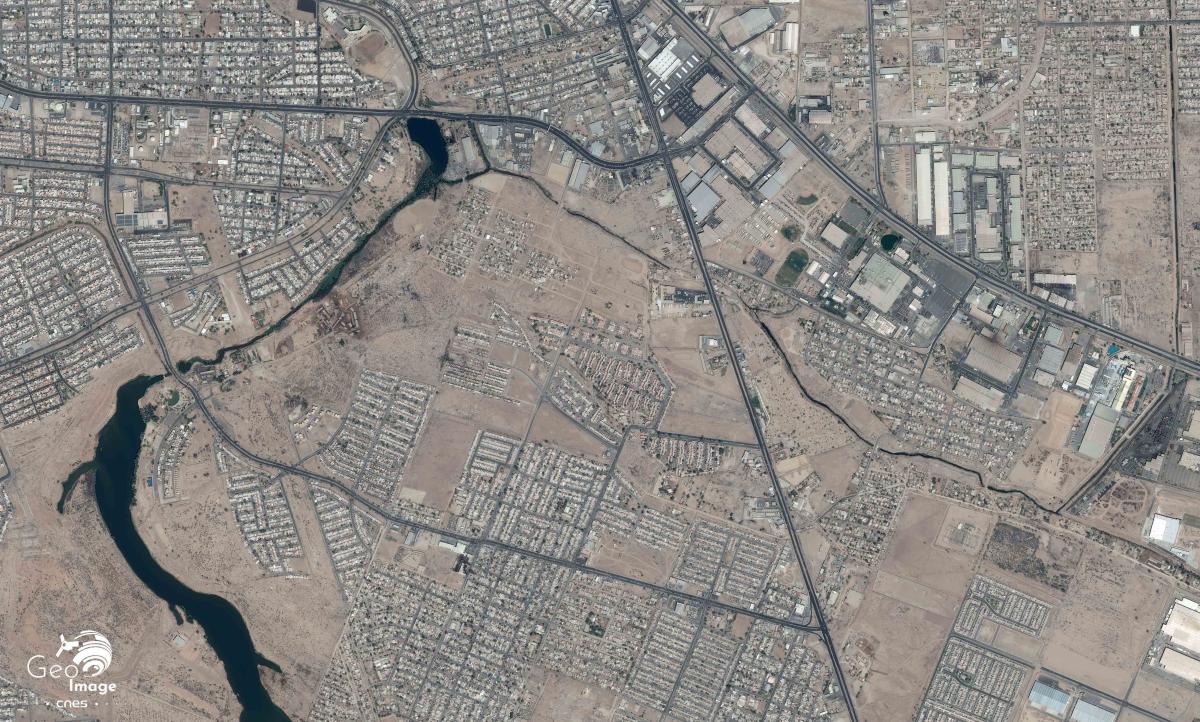 Image satellite de la frontière américano-mexicaine Image satellite de la frontière américano-mexicaine