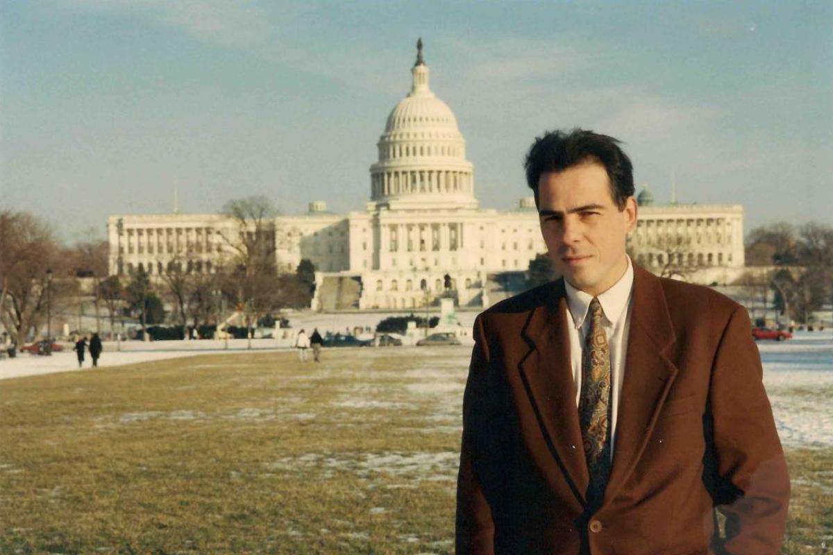 Photo Bernard Luciani à Washington devant le Capitole
