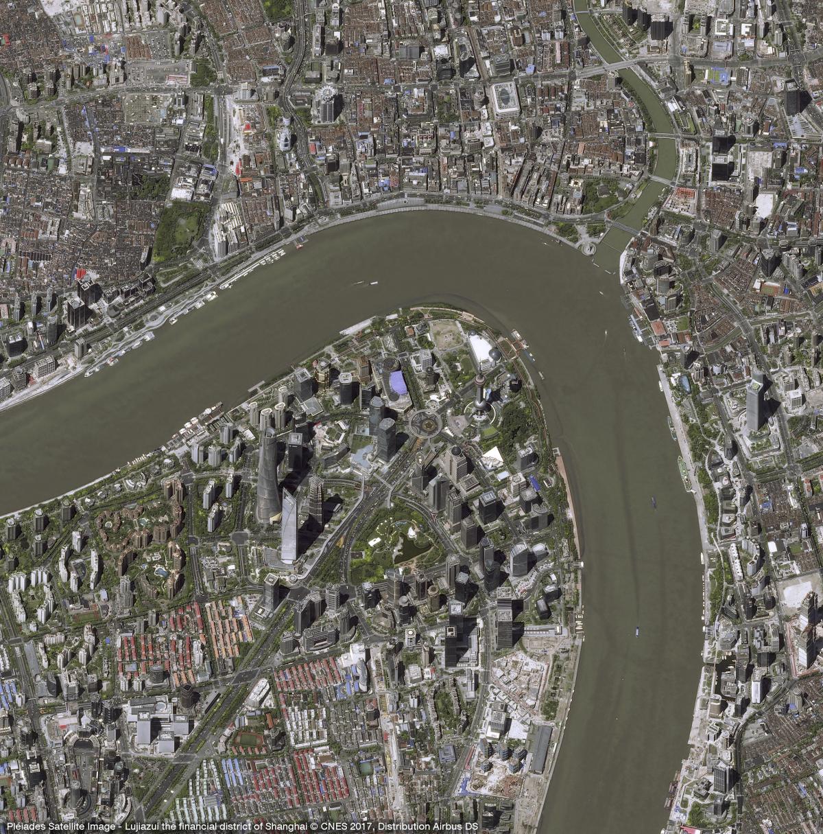 Image satellite du quartier de Lujiazui  dans la ville de Shanghai en Chine Image satellite du quartier de Lujiazui  dans la ville de Shanghai en Chine