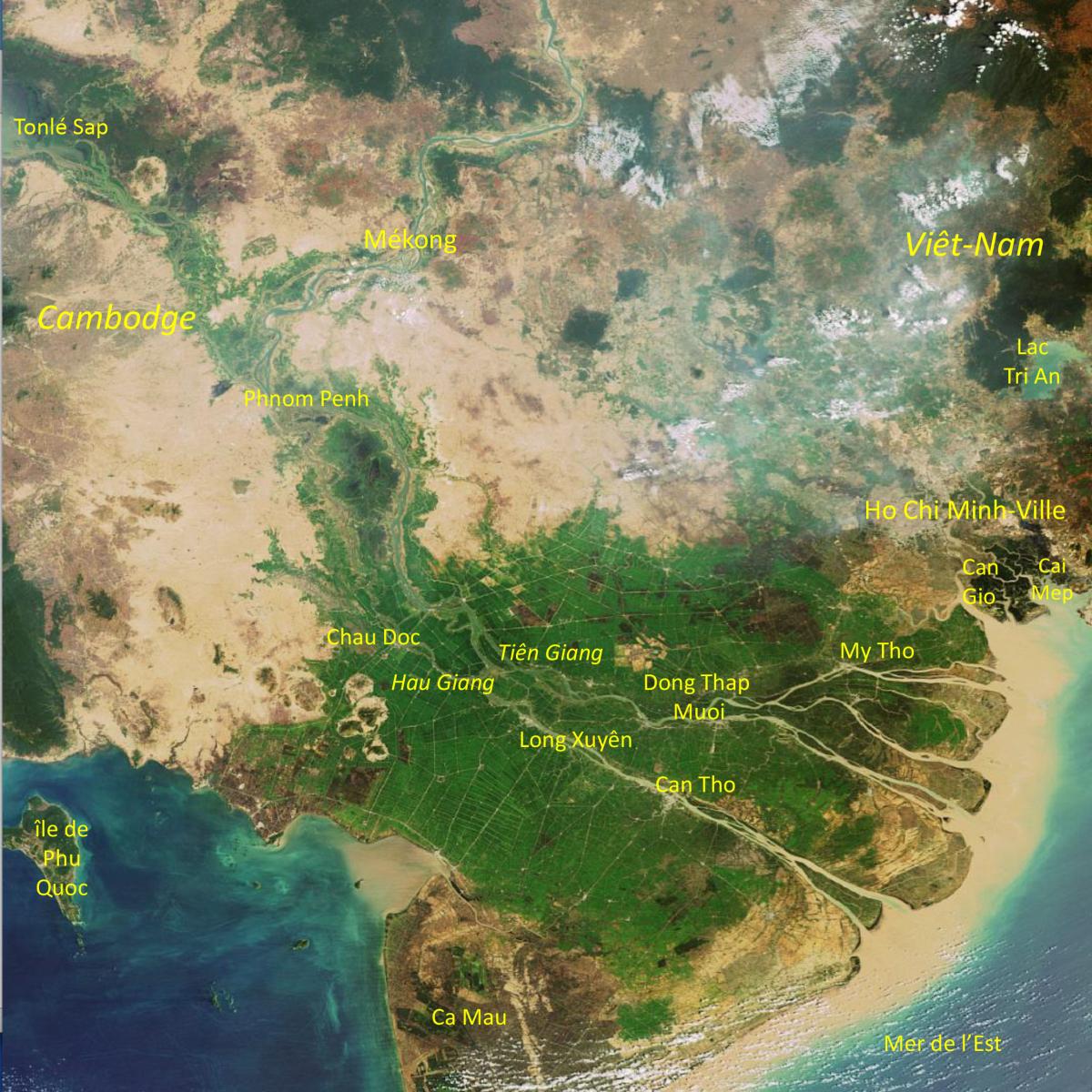 Image satellite du delta du Mékong, au Vietnam Image satellite du delta du Mékong, au Vietnam