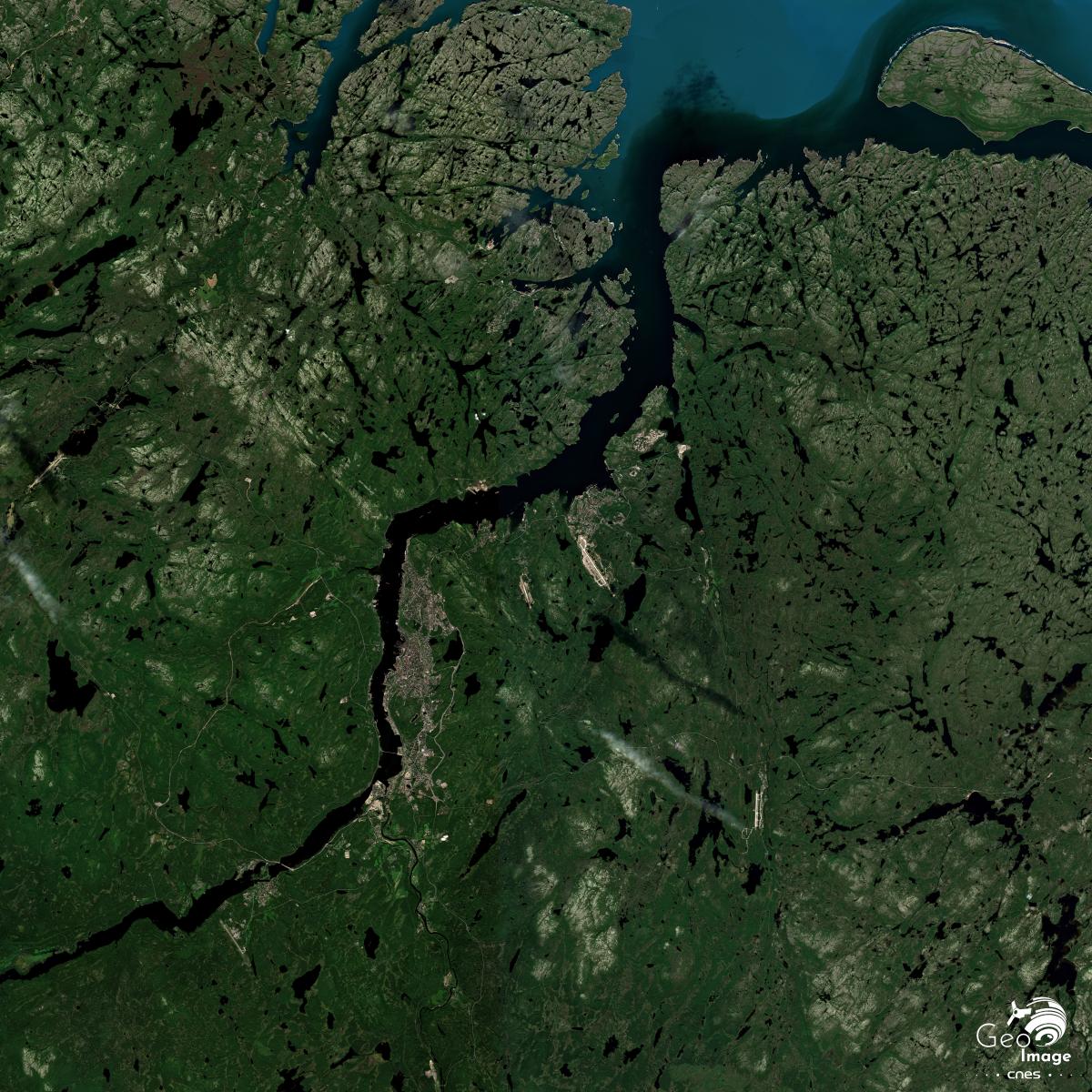 Image satellite de l'Oblast de Mourmansk, située en Russie