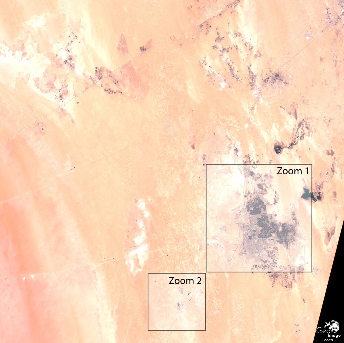 Image satellite d'Al-Hufuf ou Hofuf, capitale de l'oasis d'Al-Hassa en Arabie saoudite Image satellite d'Al-Hufuf ou Hofuf, capitale de l'oasis d'Al-Hassa en Arabie saoudite