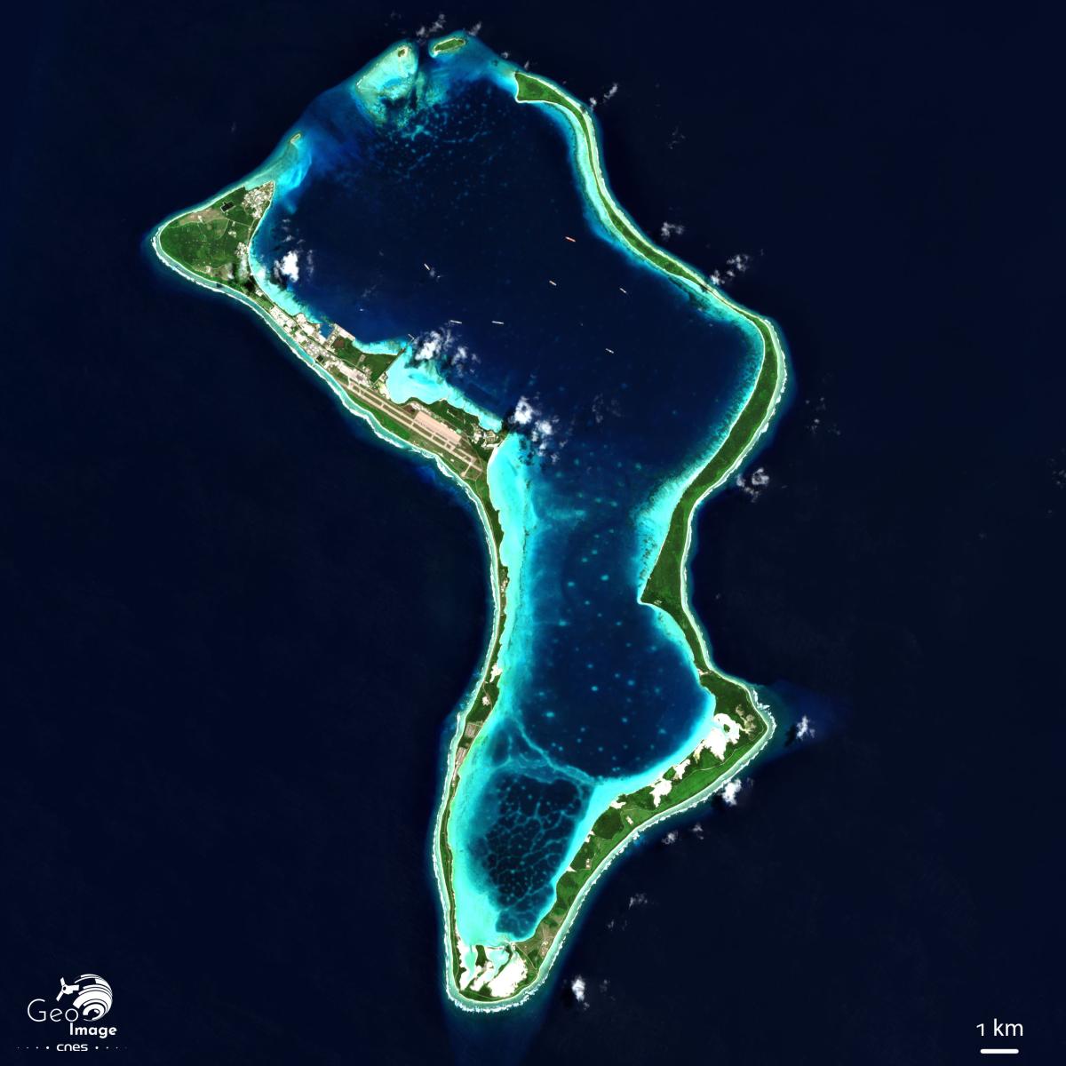 Image satellite de Diego Garcia, un atoll de l'archipel des Chagos dans l'océan Indien Image satellite de Diego Garcia, un atoll de l'archipel des Chagos dans l'océan Indien