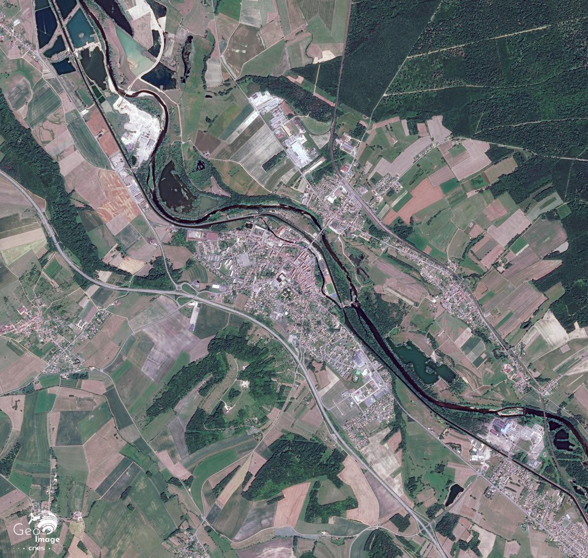 Image satellite de Charme