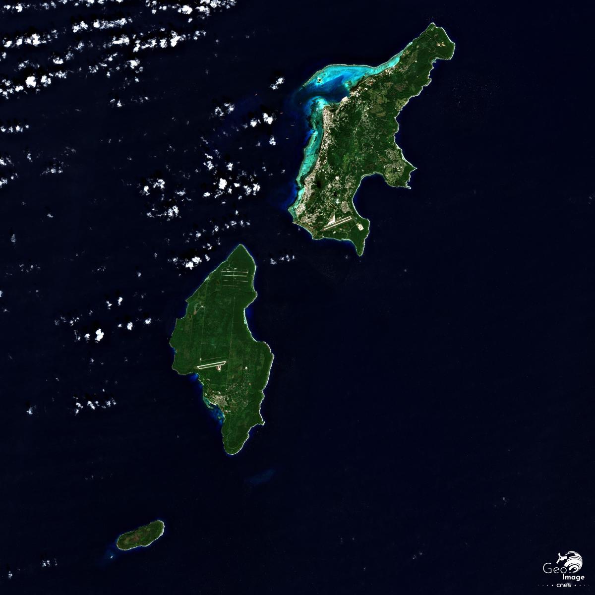 Image satellite des îles Mariannes du Nord (Saipan, Tinian et Aguijan) Image satellite des îles Mariannes du Nord (Saipan, Tinian et Aguijan)