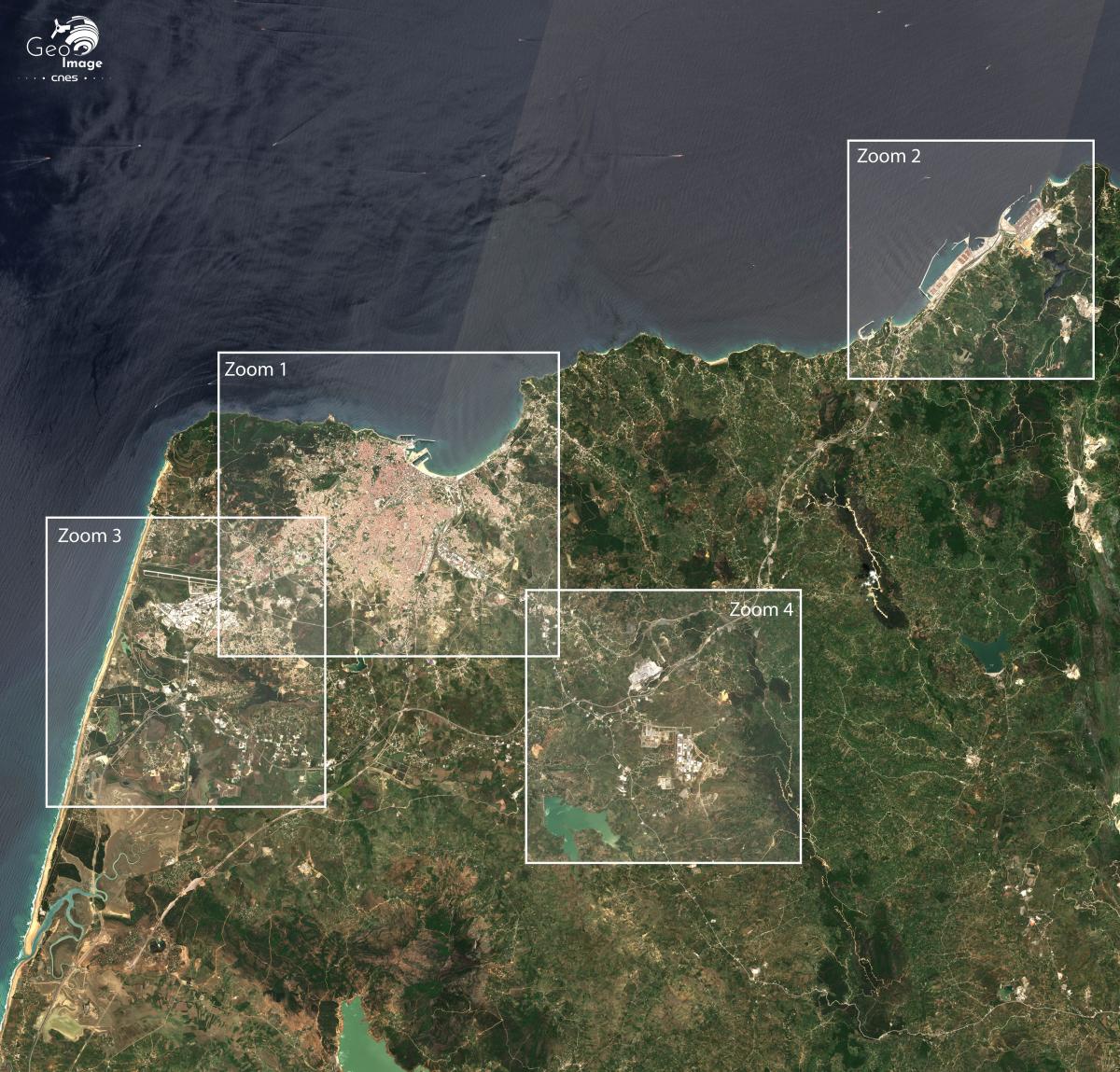 image satellite de Tanger, port marocain situé dans le détroit de Gibraltar