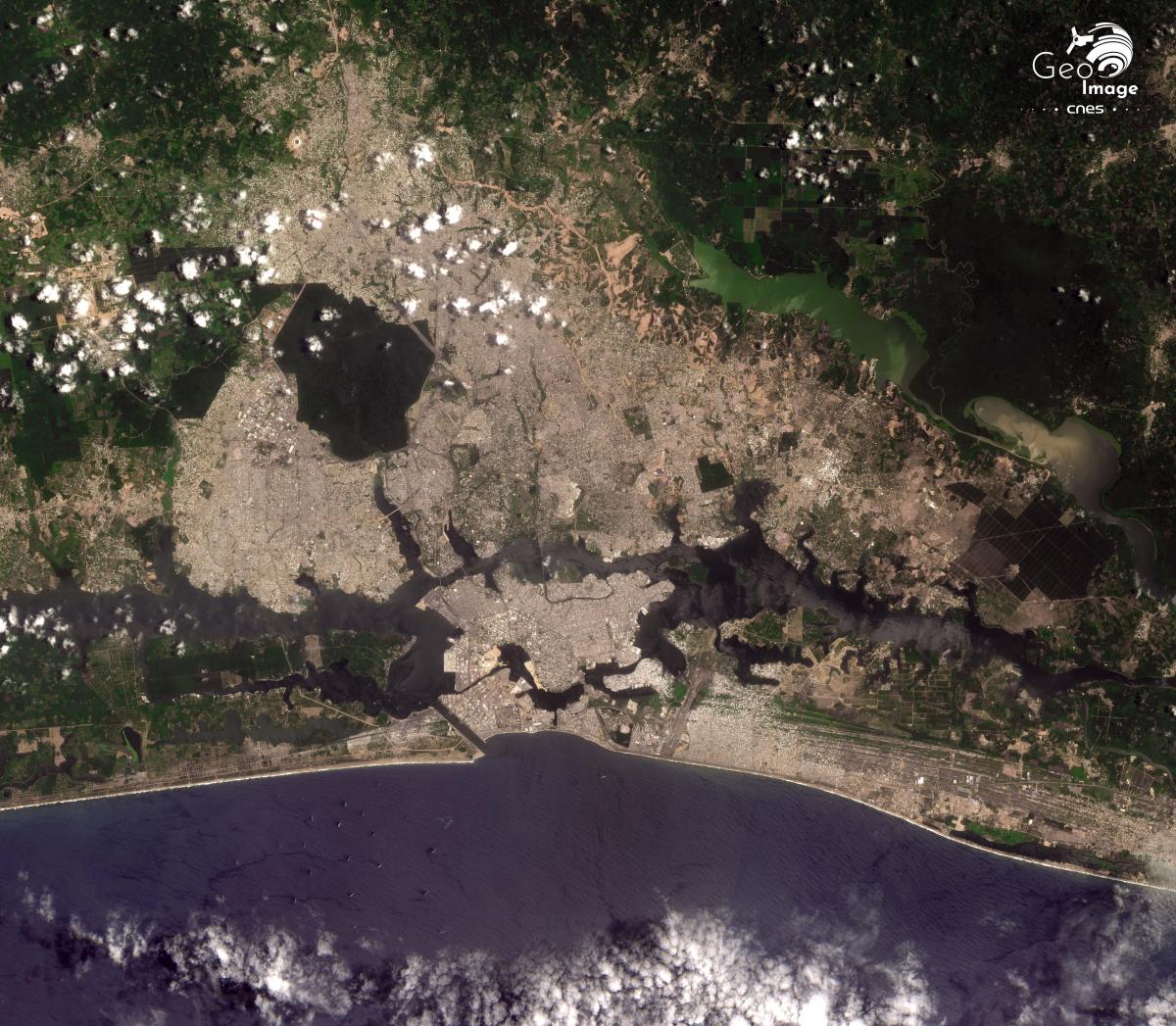 Image satellite de la ville d'Adidjan Image satellite de la ville d'Adidjan